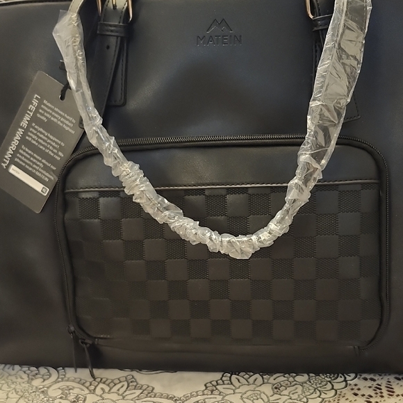 Elegant Black Tote Bag - Picture 3 of 5